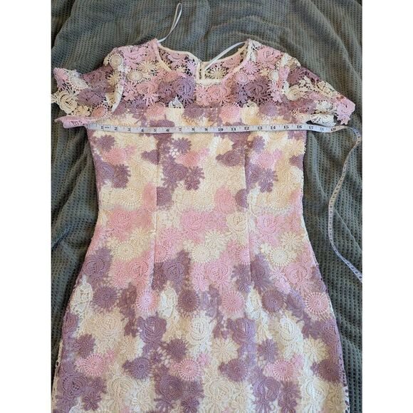 Gina Bacconi Women's Size 6 White Pink Purple Mother of the Bride Dress Overlay - Picture 9 of 10